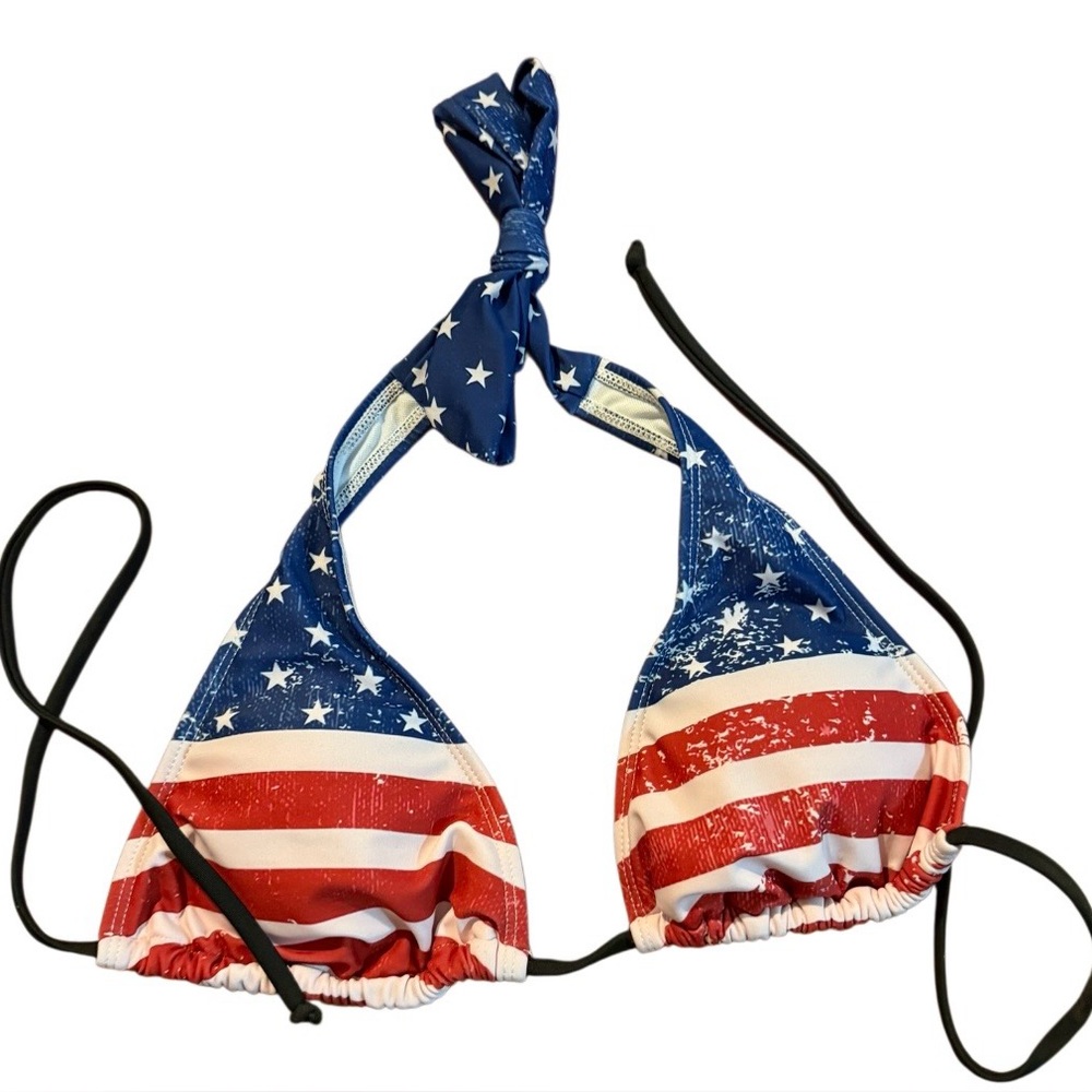 NWOT Patriotic Stars and Stripes Bikini Top